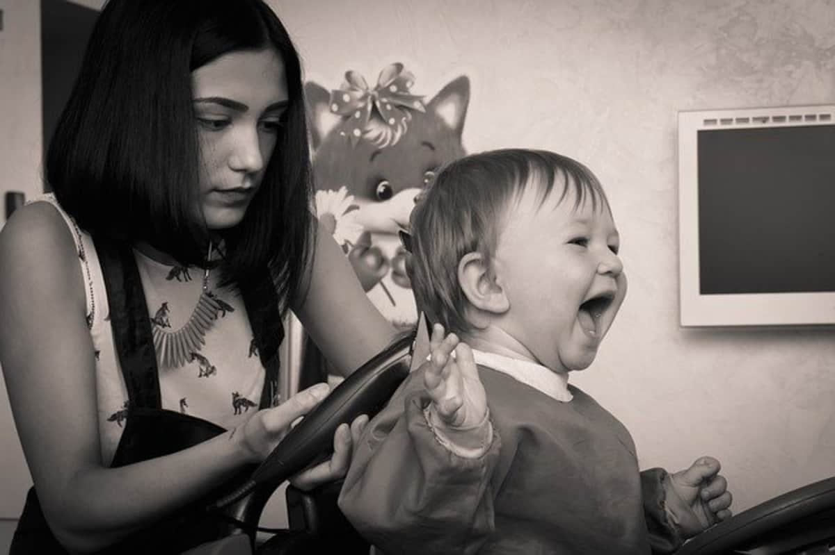 Como Cortar El Cabello A Una Niña En Casa